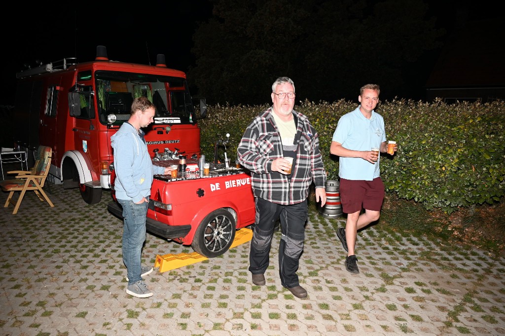 ../Images/Bonte avond Oldtimer Camper Treffen 014.jpg